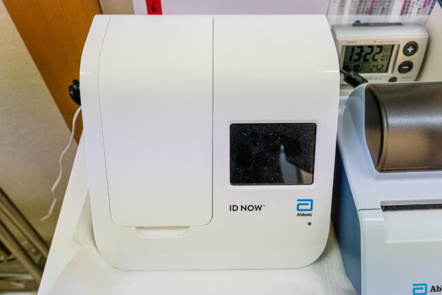 コロナウイルスPCR検査機器